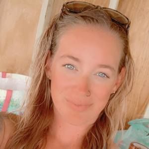 Meet your Posher, Denyse